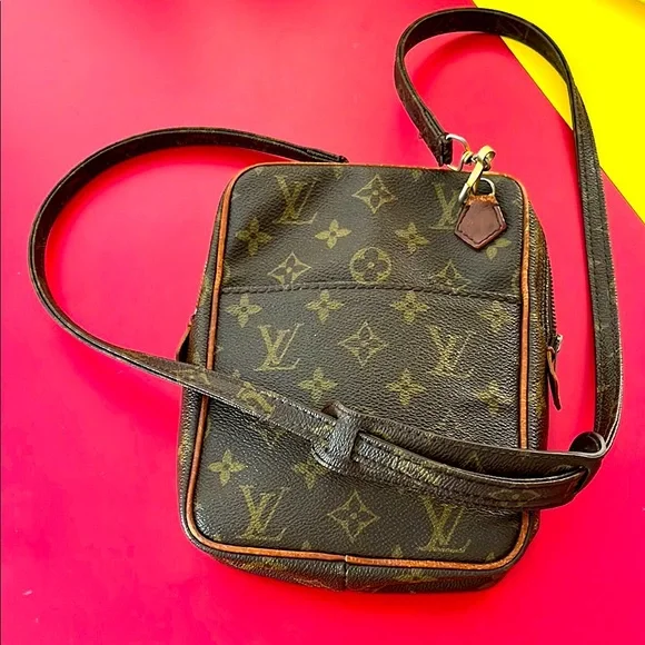 Louis Vuitton cross body Bag vintage - Picture 1 of 12